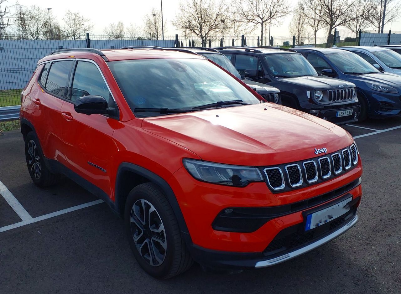 JEEP Compass (4Xe 1.3 PHEV 140kW(190CV) Limited AT AWD) en Madrid