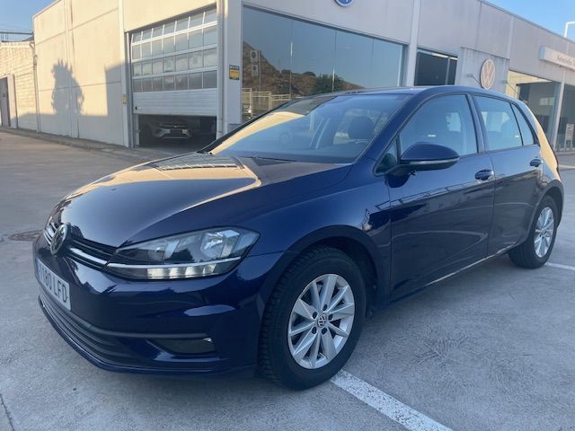 VOLKSWAGEN Golf (1.6TDI Last Edition 85kW) en Huesca