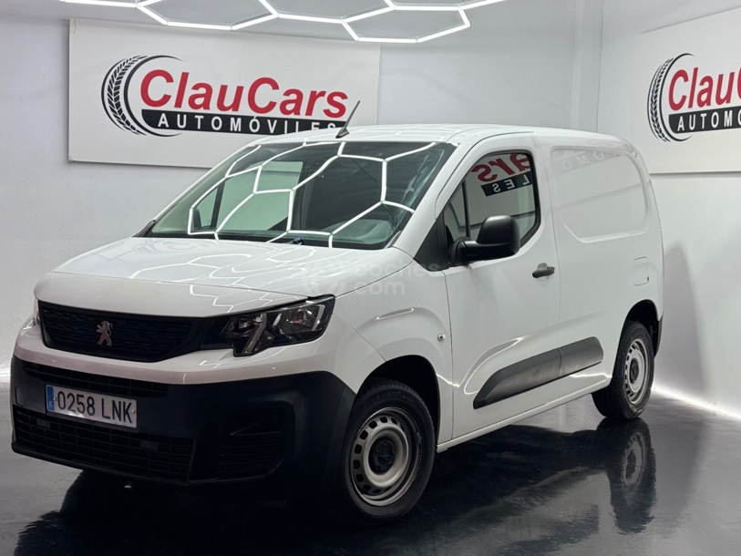 Foto del PEUGEOT Partner 1.5BlueHDI S&S Pro Standard 600kg 100