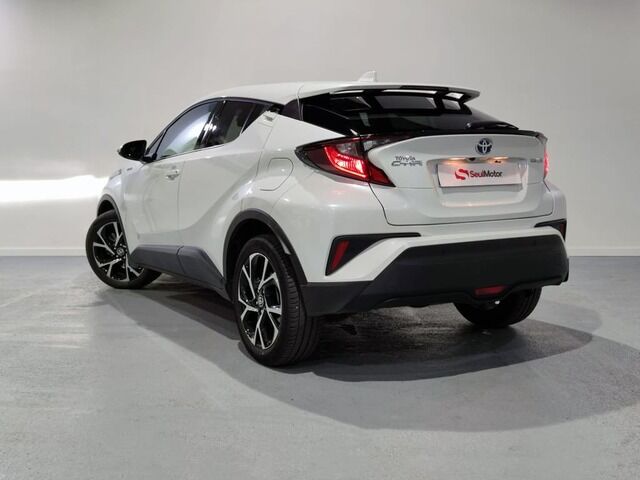 Foto del TOYOTA C-HR 125H Advance