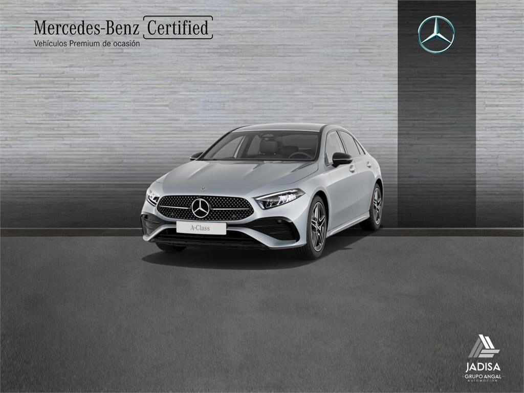 MERCEDES Clase A (A 250 e con tecnología híbrida EQ Sedán) en Jaén