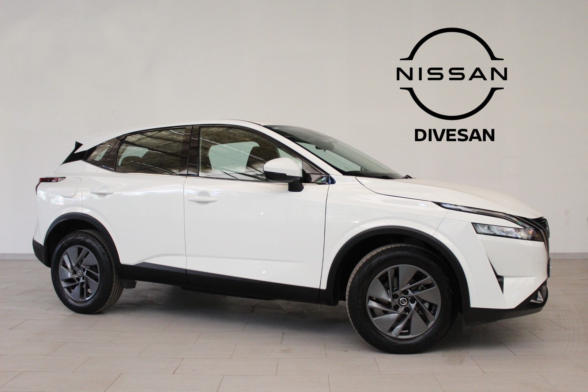 NISSAN Qashqai (1.3 DIG-T MHEV 103KW ACENTA 5P) en Sevilla