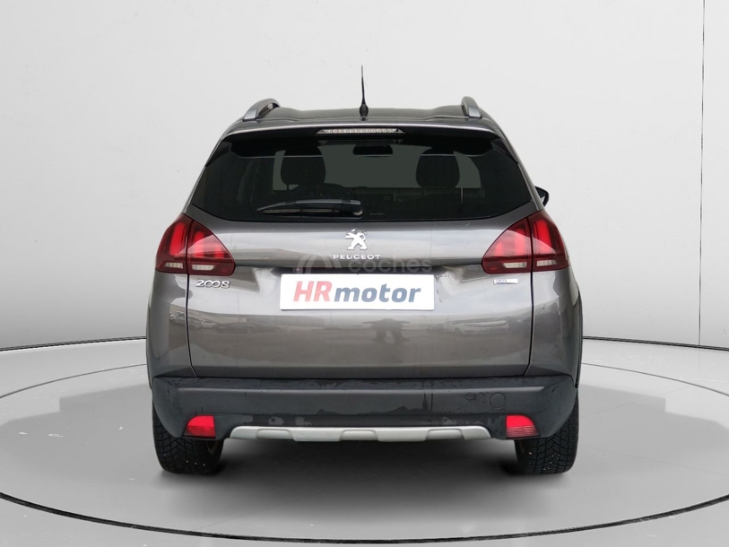 Foto del PEUGEOT 2008 1.2 PureTech S&S Allure 130