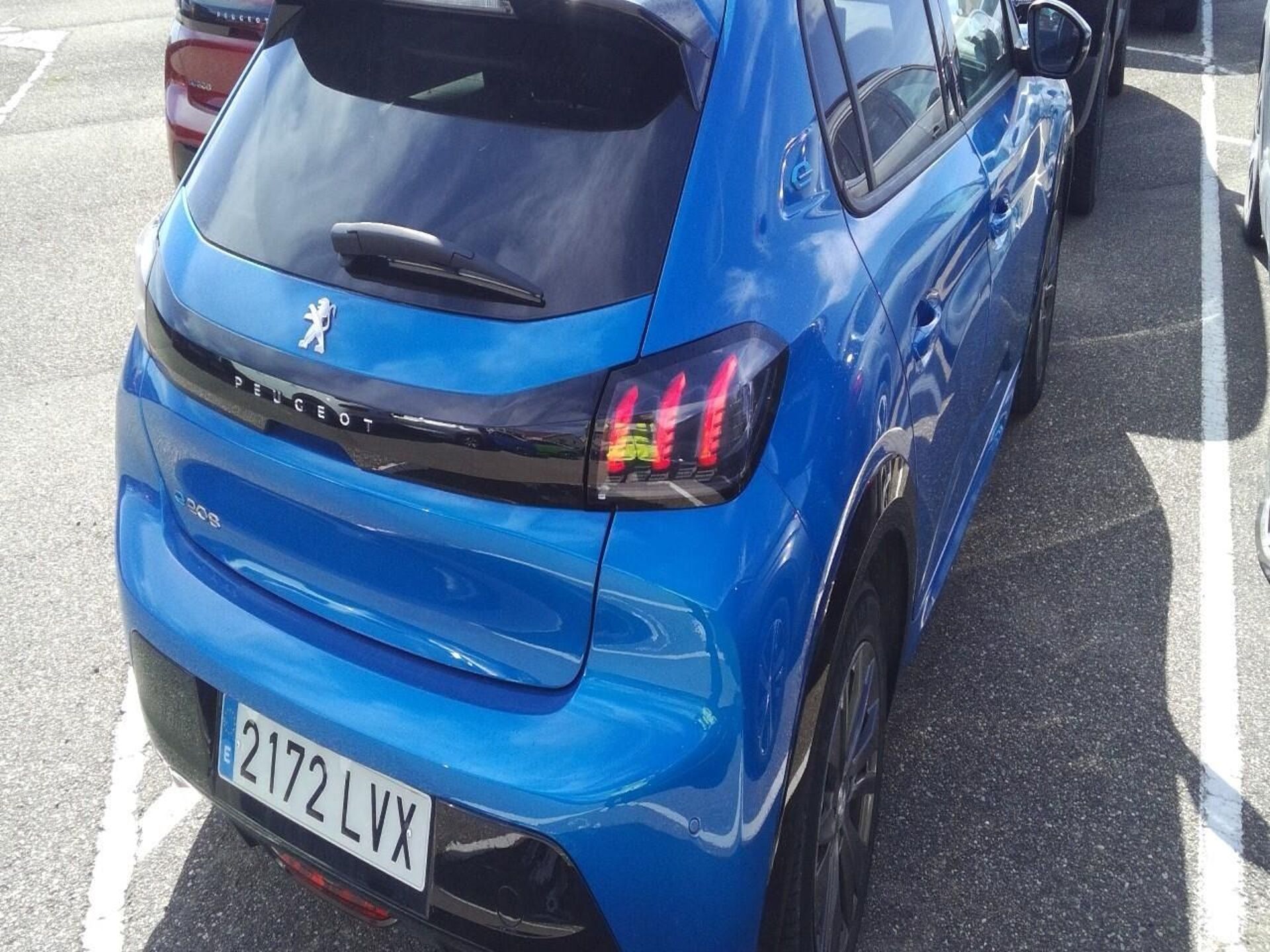 Imagen 3 de PEUGEOT 208