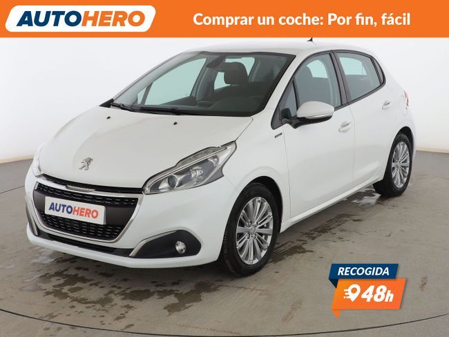 PEUGEOT 208 (1.2 PureTech Signature) en Madrid