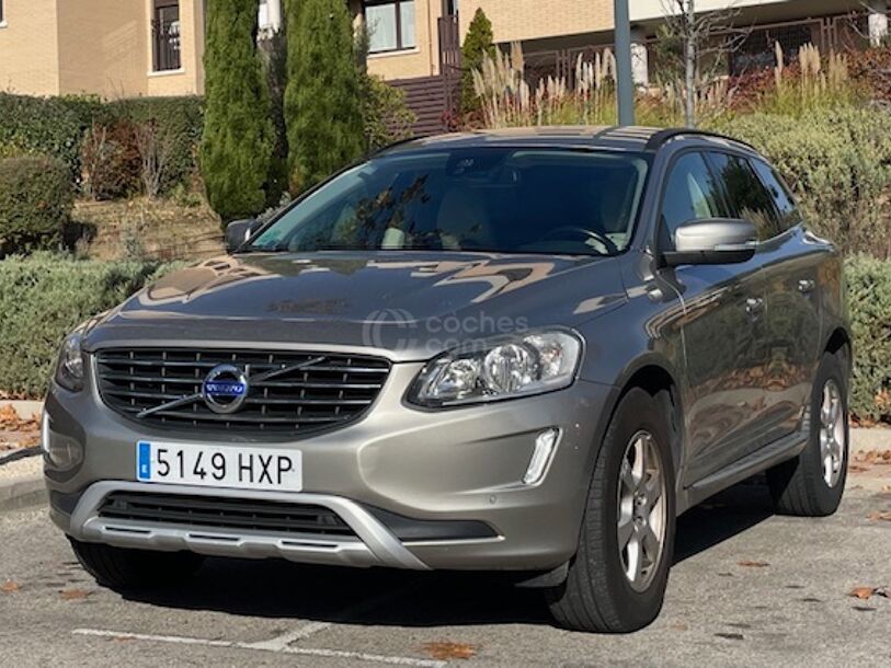 Foto del VOLVO XC60 T5 Momentum Aut. 245