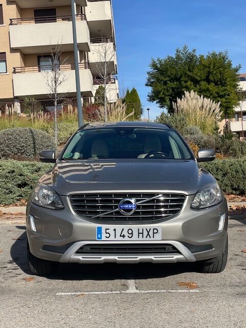 Foto del VOLVO XC60 T5 Momentum Aut. 245