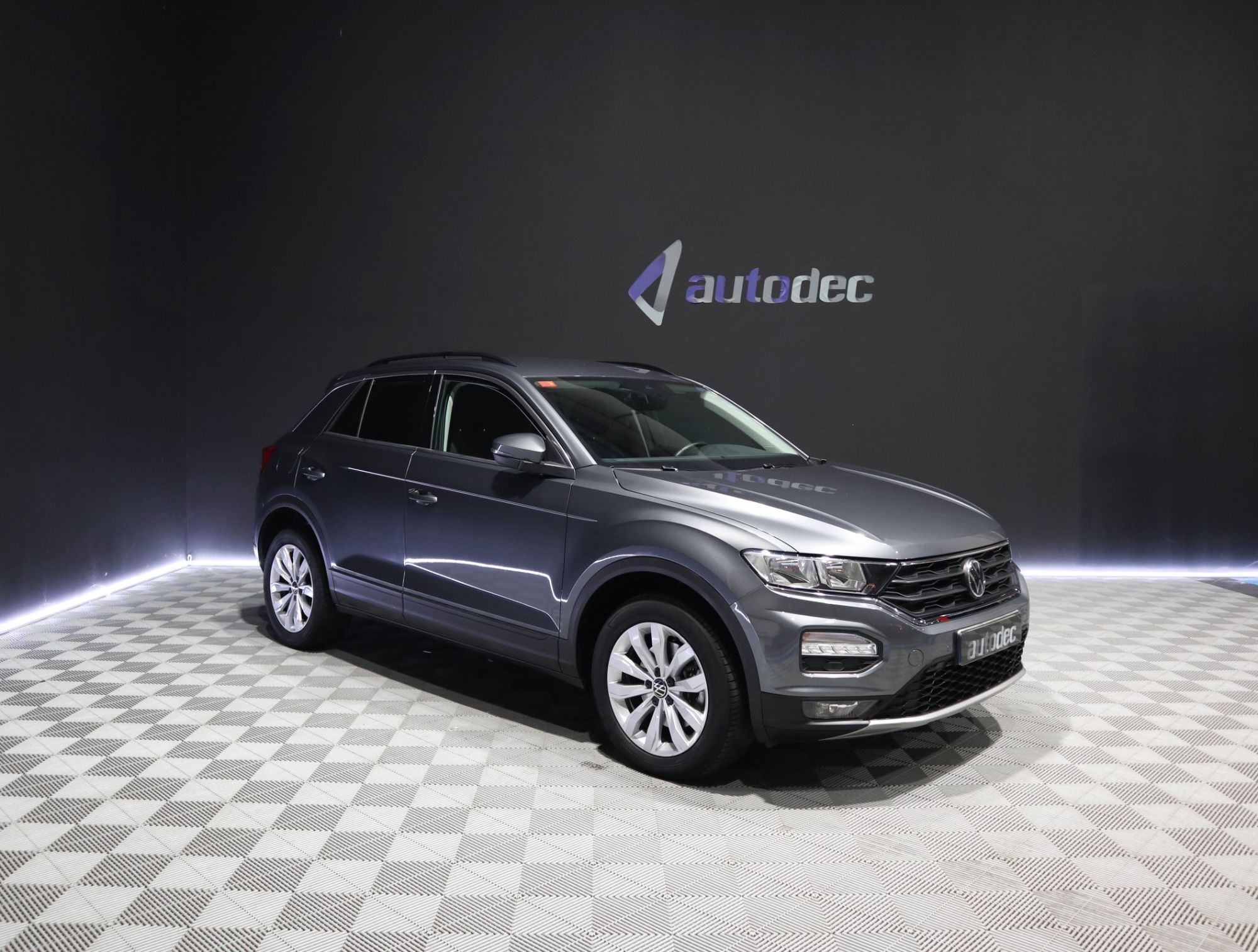 VOLKSWAGEN T-Roc (2.0TDI Advance DSG7) en Valencia