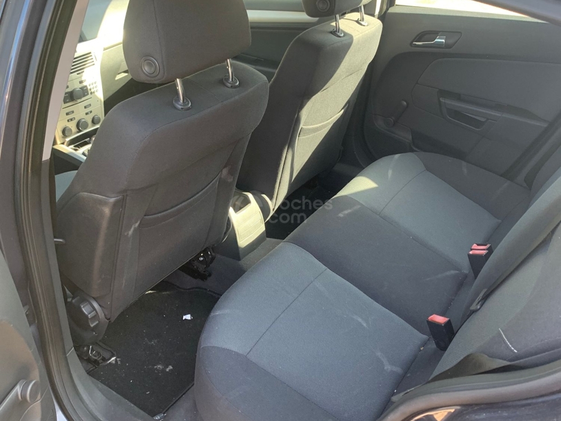 Foto del OPEL Astra GTC 1.6 Sport