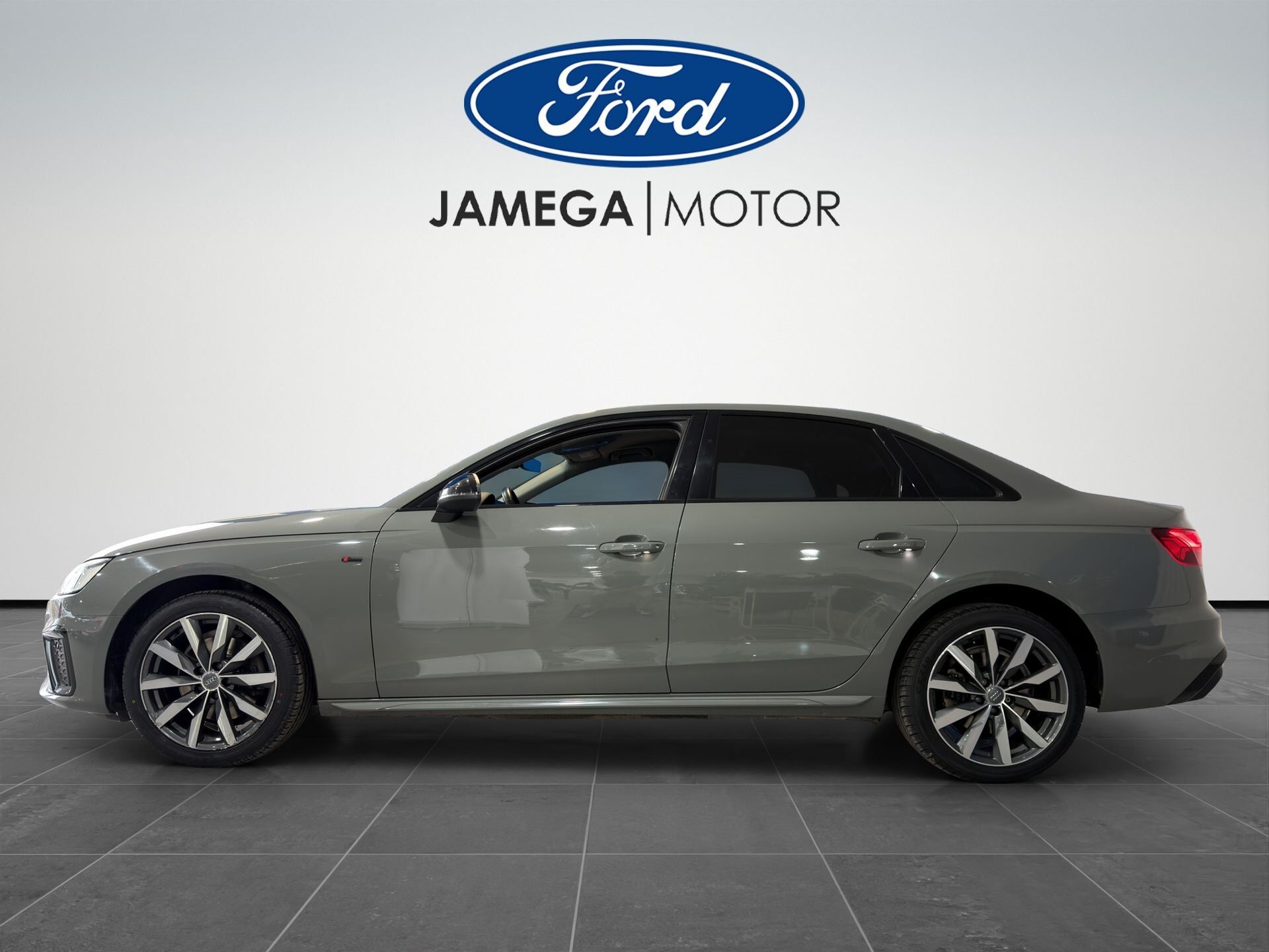 Foto del AUDI A4 Avant 35 TFSI S line 110kW