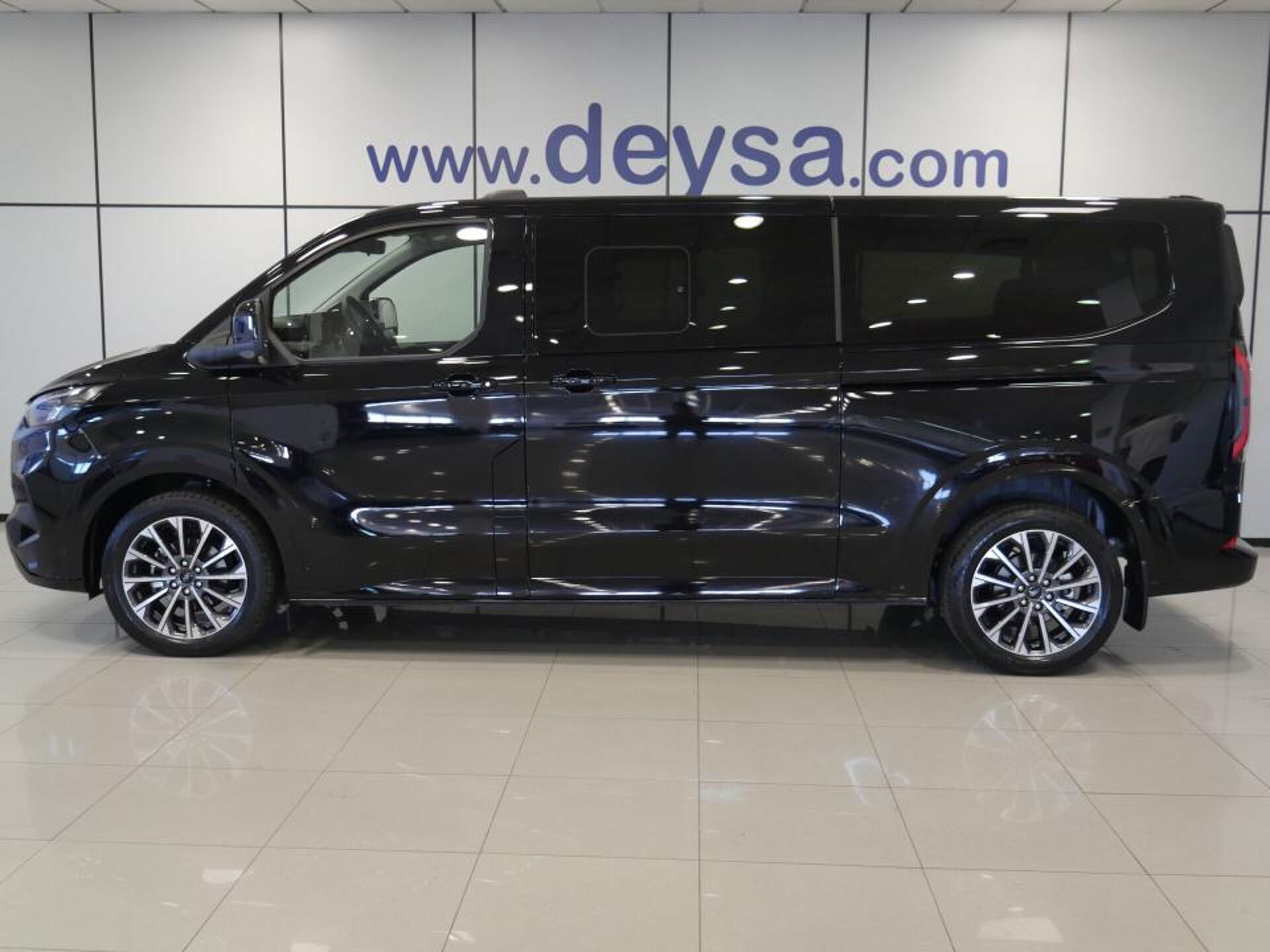 Imagen 2 de FORD Tourneo Custom