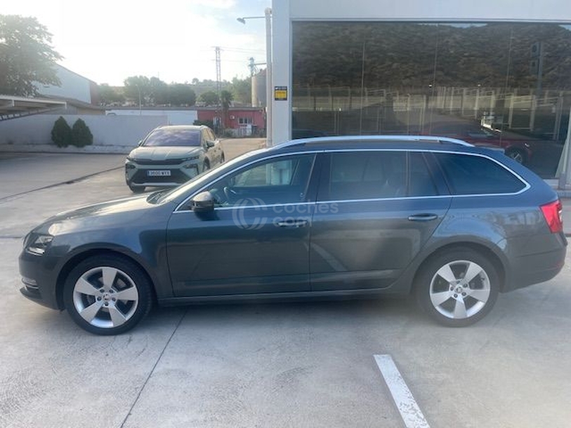 Foto del SKODA Octavia 2.0TDI CR Style 110kW