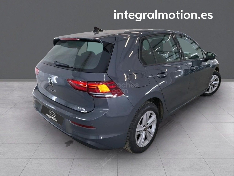 Foto del VOLKSWAGEN Golf 1.0 eTSI Life DSG 81kW