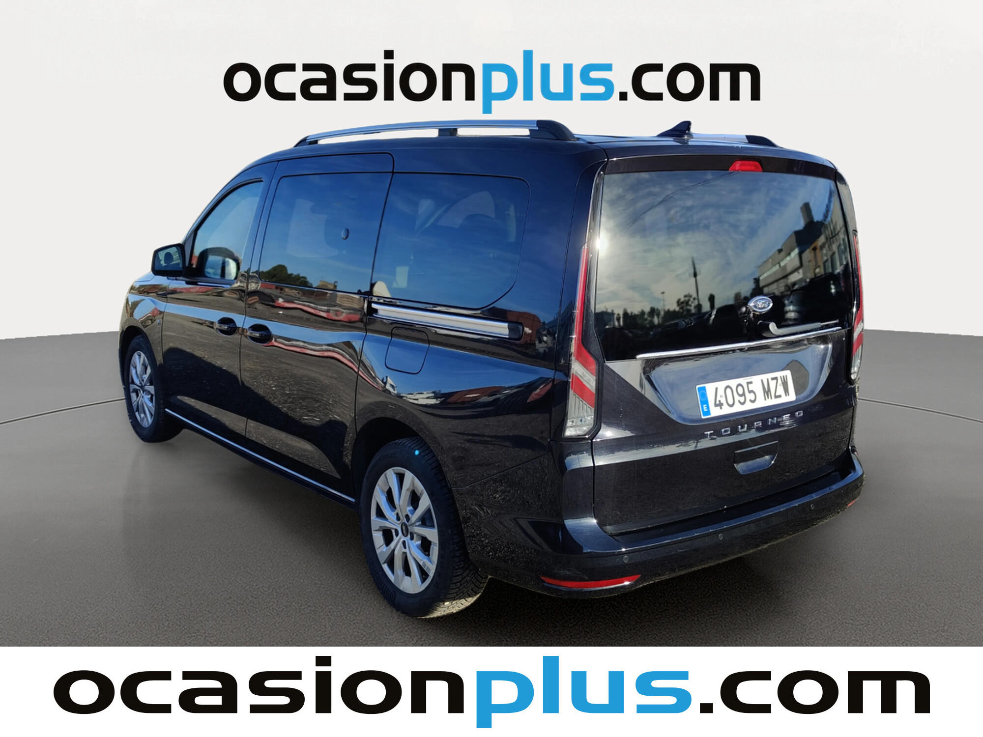 Foto del FORD Tourneo Connect 2.0 Ecoblue SWB L1 Titanium 122 Aut.