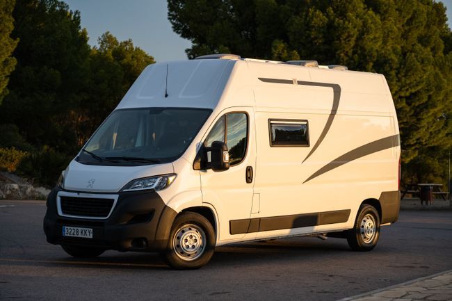 Foto del PEUGEOT Boxer Furgón 2.0BlueHDI 435 L3H3 130