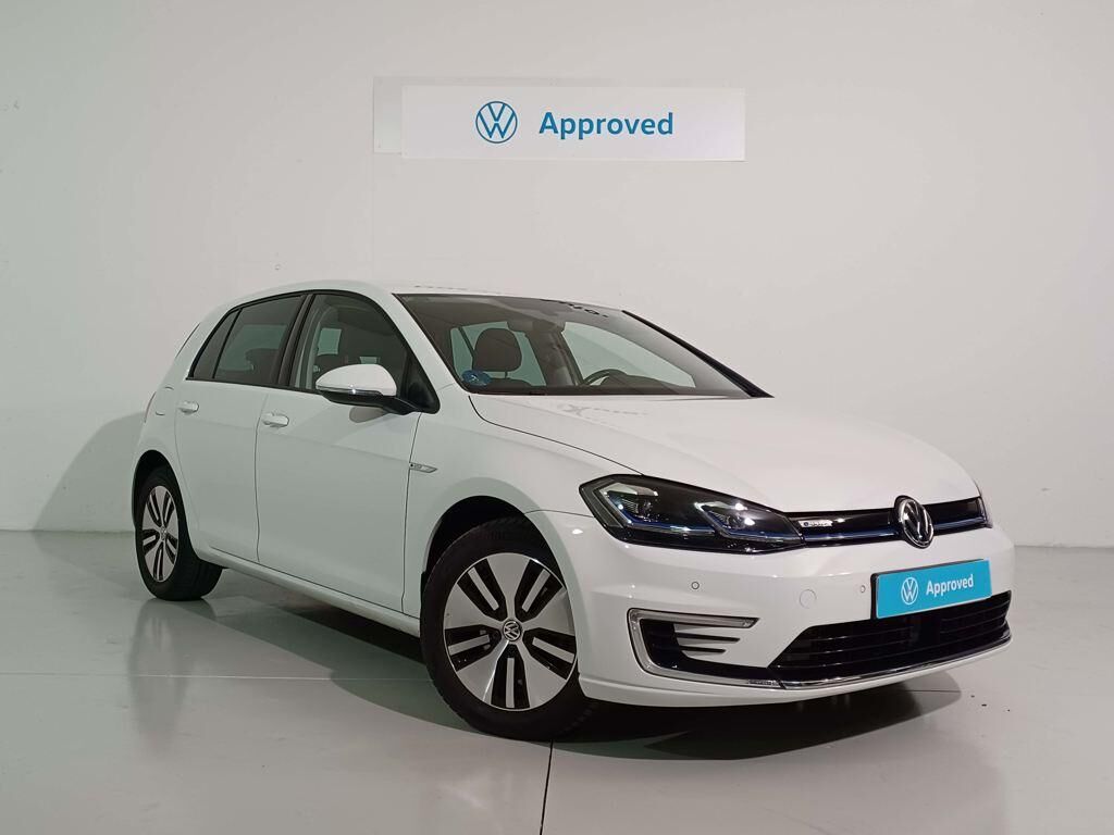 VOLKSWAGEN Golf (ePower 100 kW (136 CV)) en Barcelona