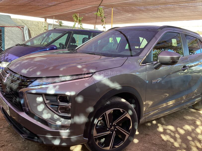 Foto del MITSUBISHI Eclipse Cross PHEV Kaiteki + 4WD