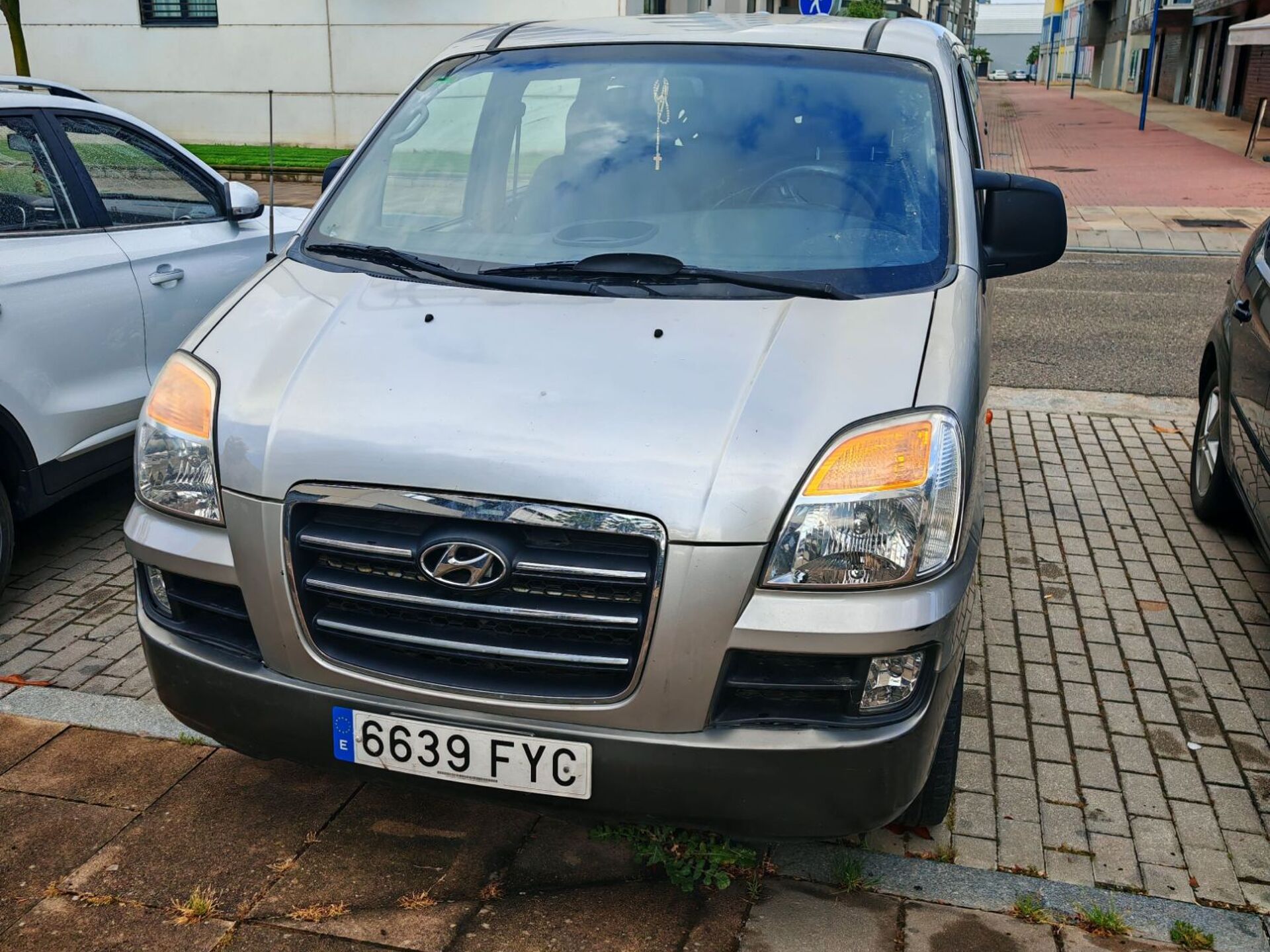 Imagen de HYUNDAI H-1