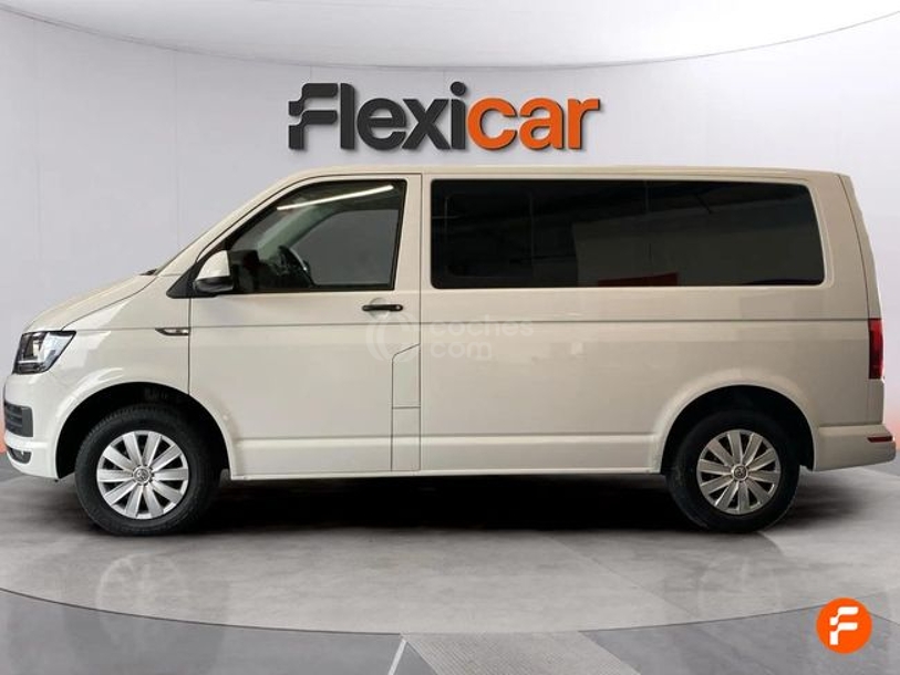 Foto del VOLKSWAGEN Caravelle 2.0TDI SCR BMT Origin Batalla Corta 110kW