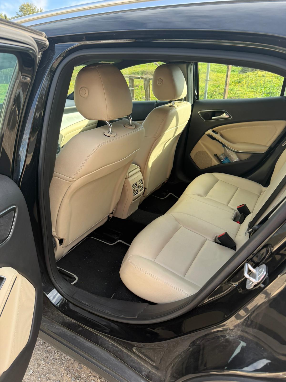 Foto del MERCEDES Clase GLA GLA 220d Urban 7G-DCT