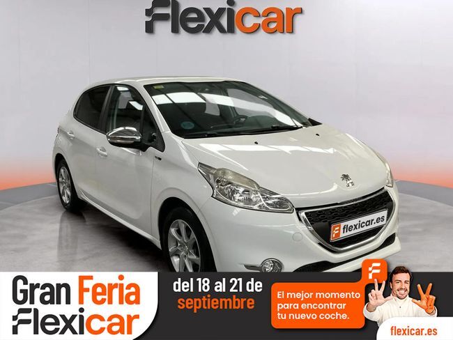 PEUGEOT 208 (5P STYLE 1.2L PureTech 82) en Málaga