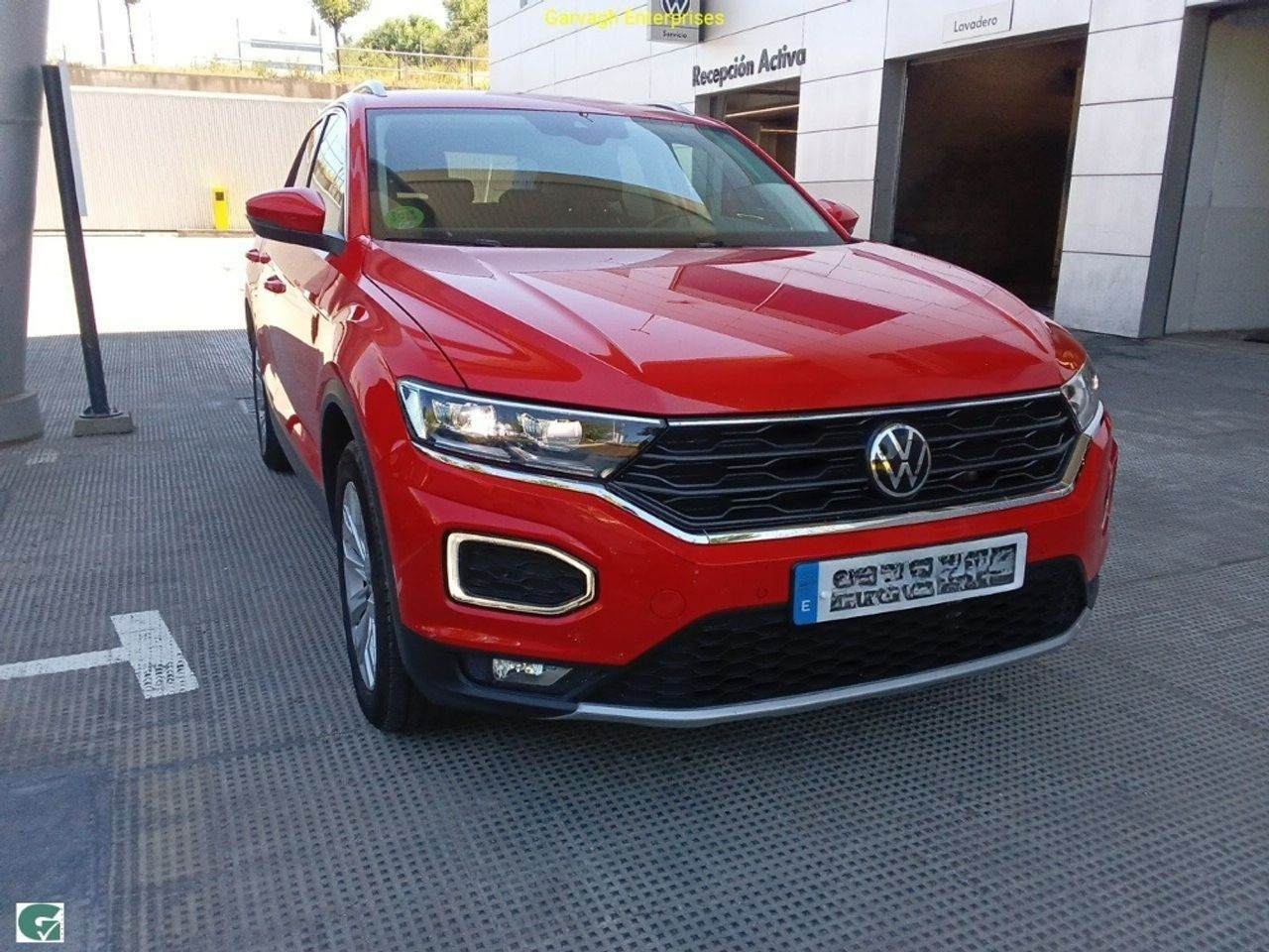 VOLKSWAGEN T-Roc (Advance) en Barcelona