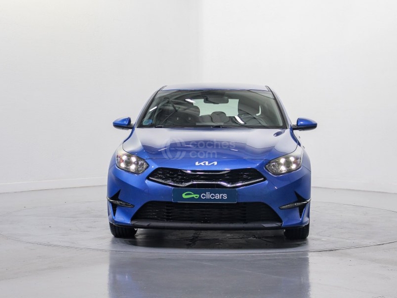 Foto del KIA Ceed 1.6 MHEV iMT Eco-Dynamics Drive 136