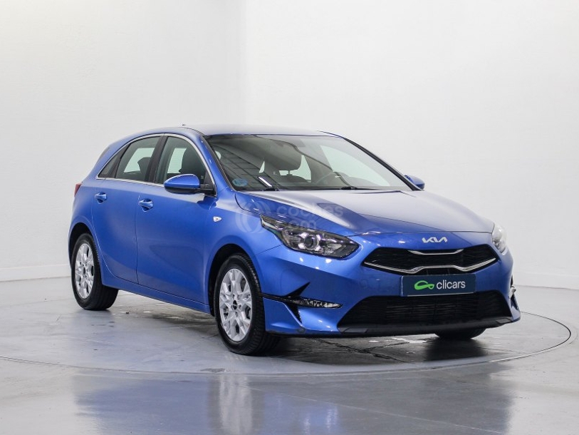 Foto del KIA Ceed 1.6 MHEV iMT Eco-Dynamics Drive 136