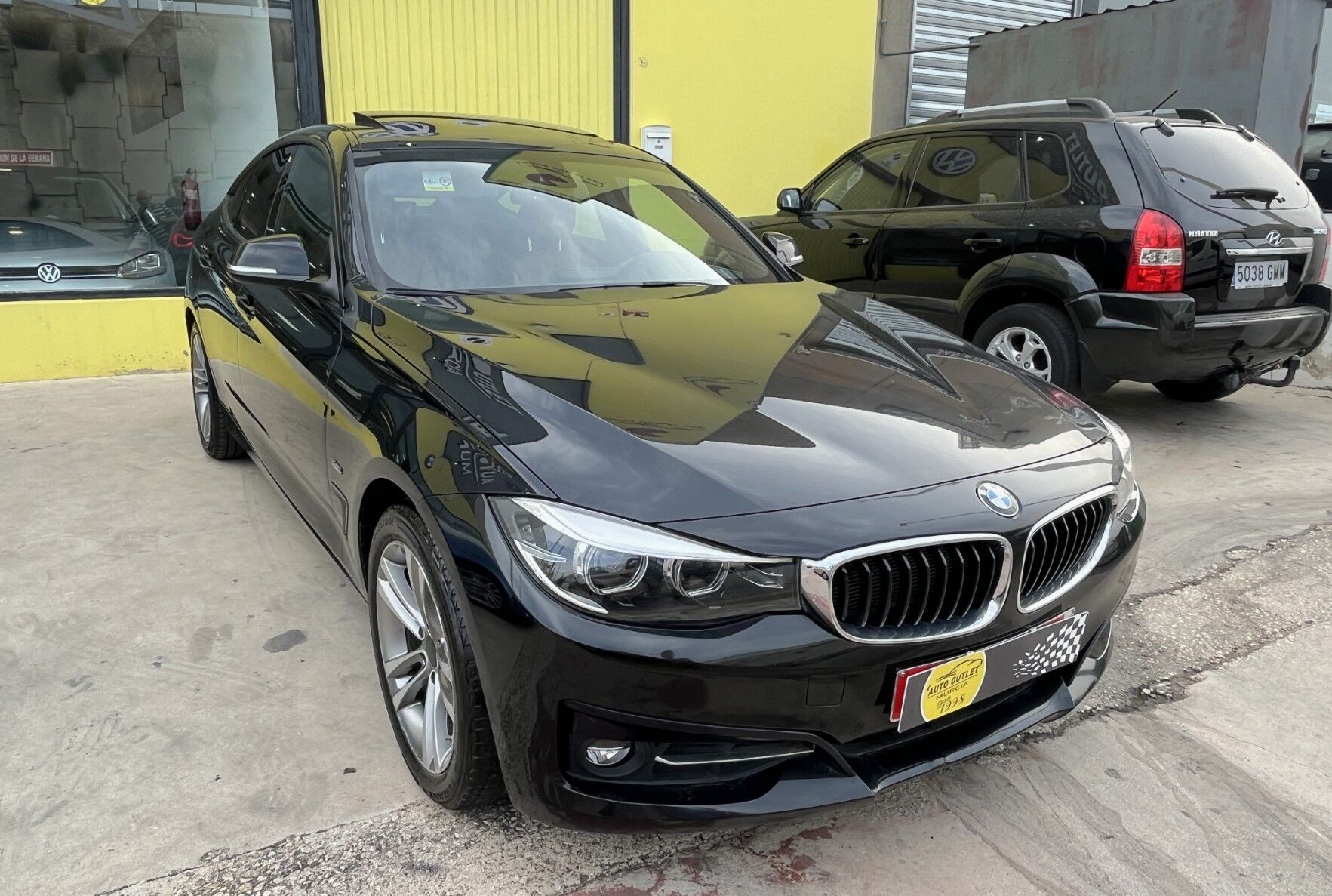 BMW Serie 3 (320d Automático xDrive Gran Turismo) en Murcia