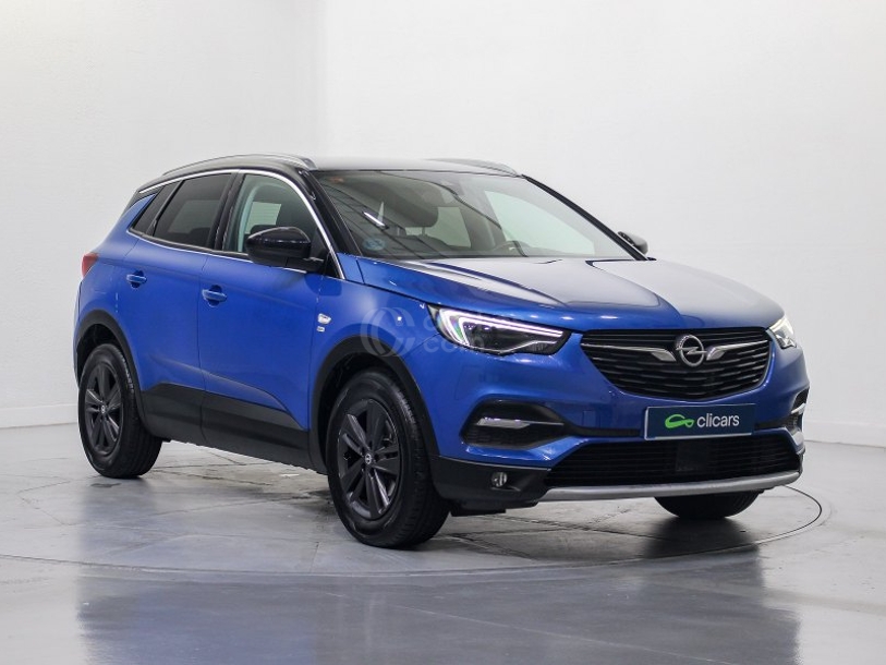 Foto del OPEL Grandland X 1.2T S&S Selective 130 (4.75) Euro 6.2