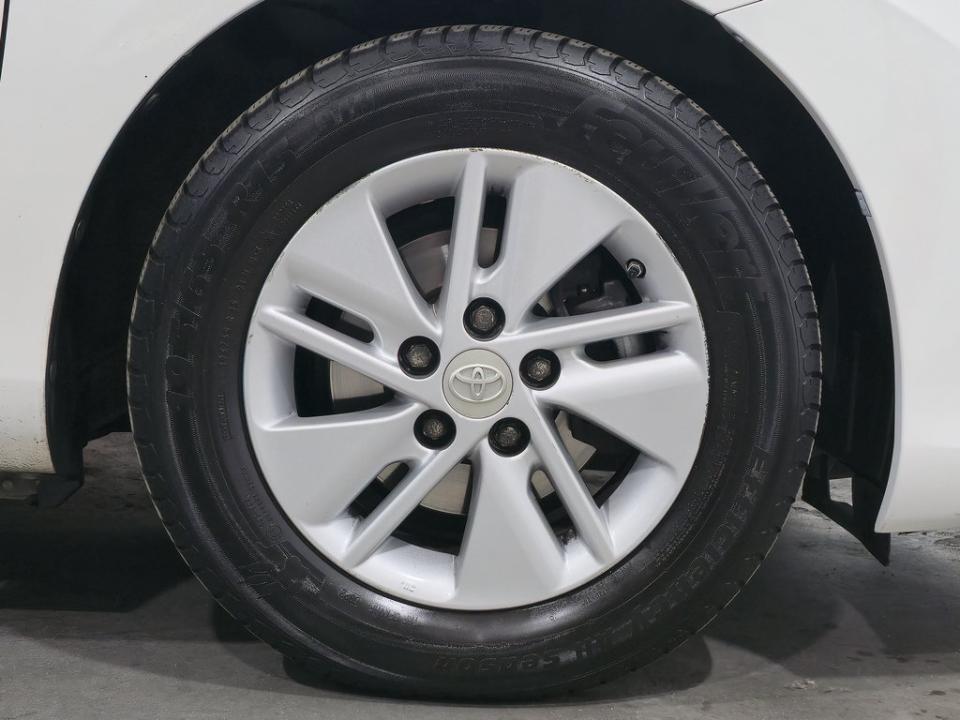 Foto del TOYOTA Auris hybrid 140H Active