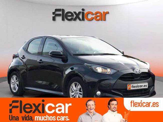 TOYOTA Yaris (1.5 120H Business Plus) en Almería