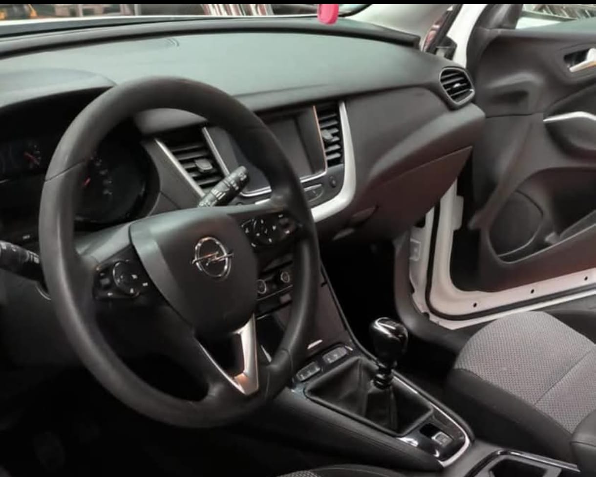 Foto del OPEL Grandland X 1.2T S&S Selective 130