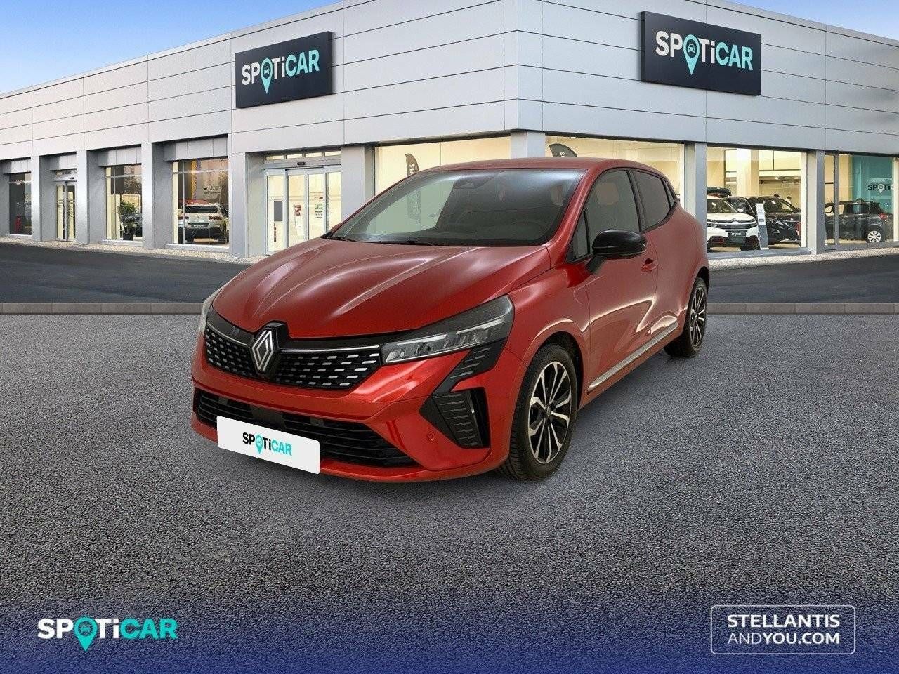 RENAULT Clio (  TCe 90 (67kw) Techno) en Barcelona