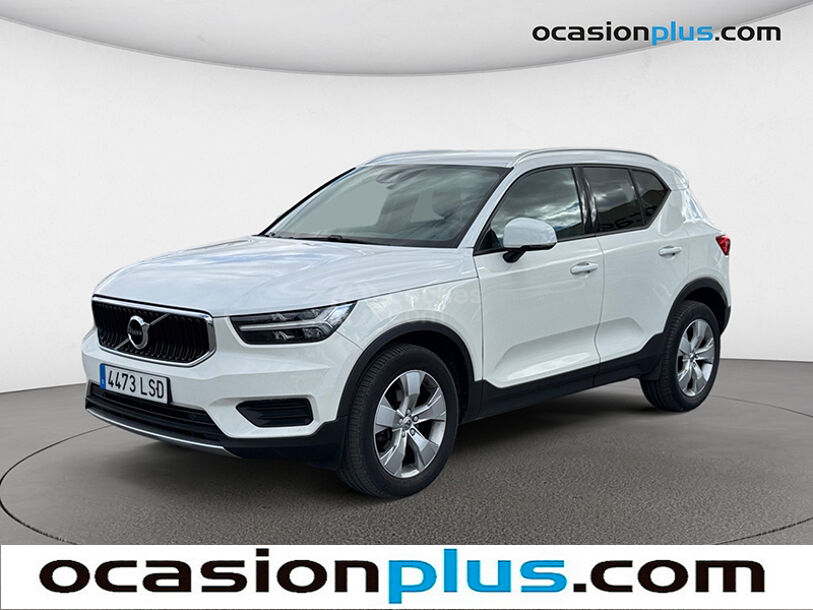 Foto del VOLVO XC40 T2 Momentum Aut.