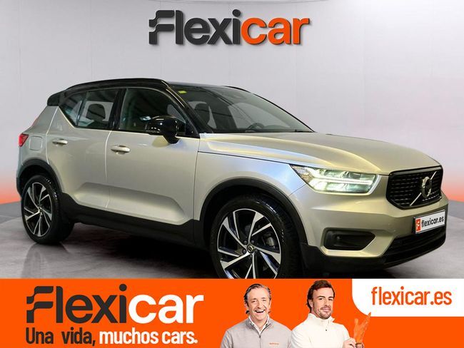 VOLVO XC40 (2.0 D4 AWD R-Design Auto) en Pontevedra