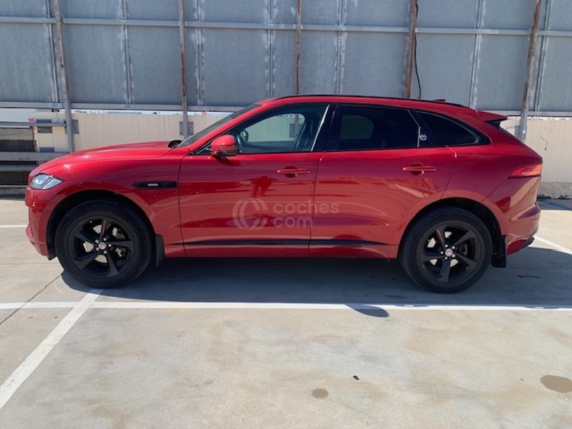 Foto del JAGUAR F-Pace 2.0i4D R-Sport Aut. AWD 180