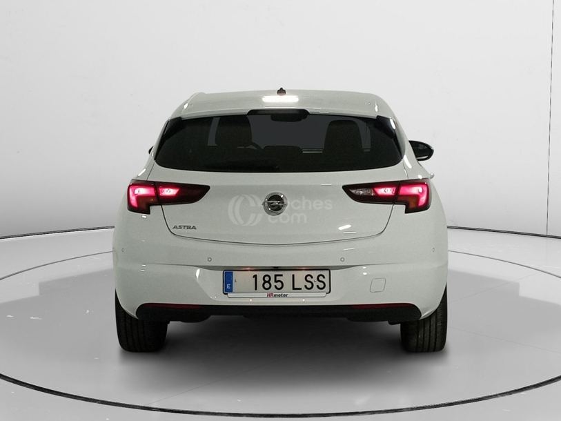 Foto del OPEL Astra 1.2T S-S Design & Tech 110
