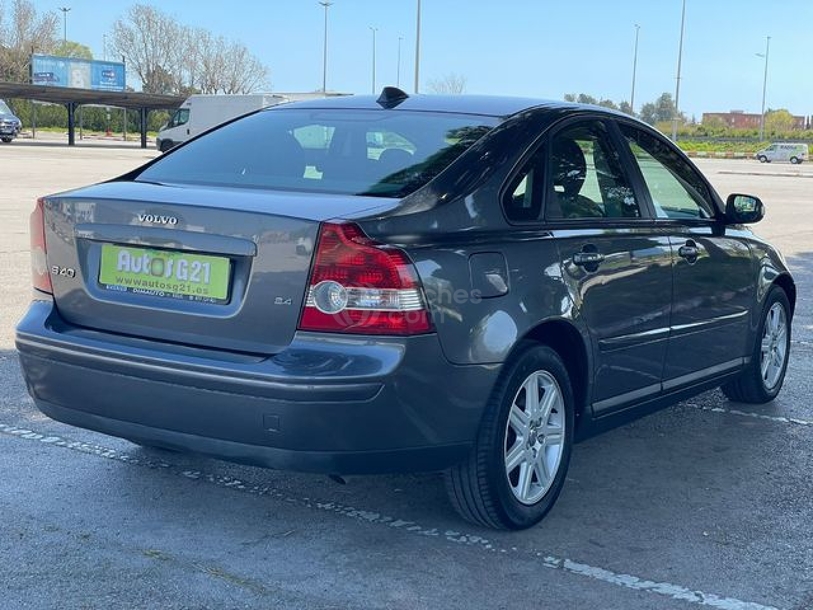 Foto del VOLVO S40 2.4 Momentum Aut.