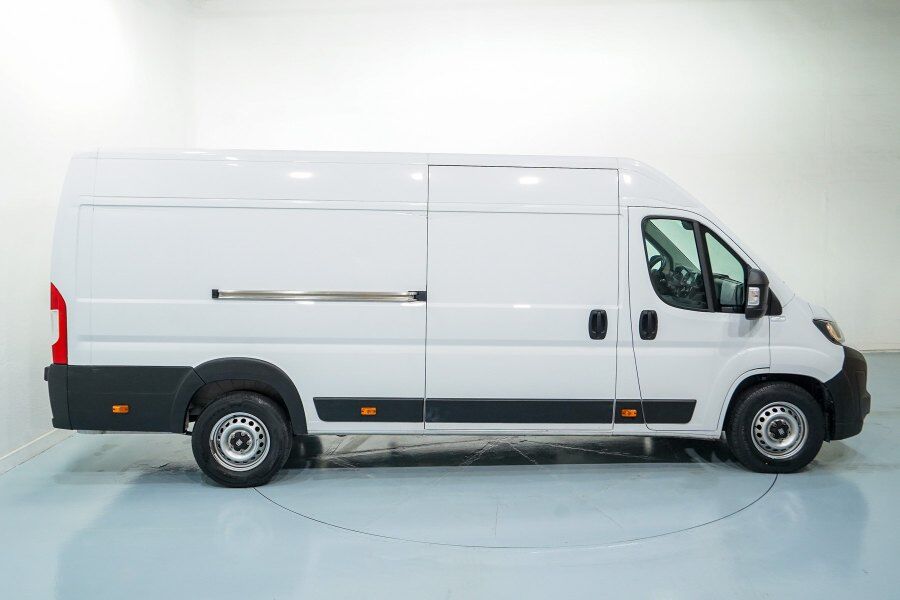 Foto del FIAT Ducato Fg. Maxi Heavy Duty 35 2.2BlueHDi L4 H2 140CV