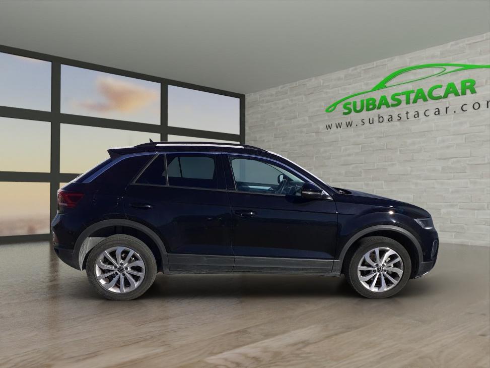 VOLKSWAGEN T-Roc (T-ROC Life 1.0 TSI 81kW (110CV)) en Madrid