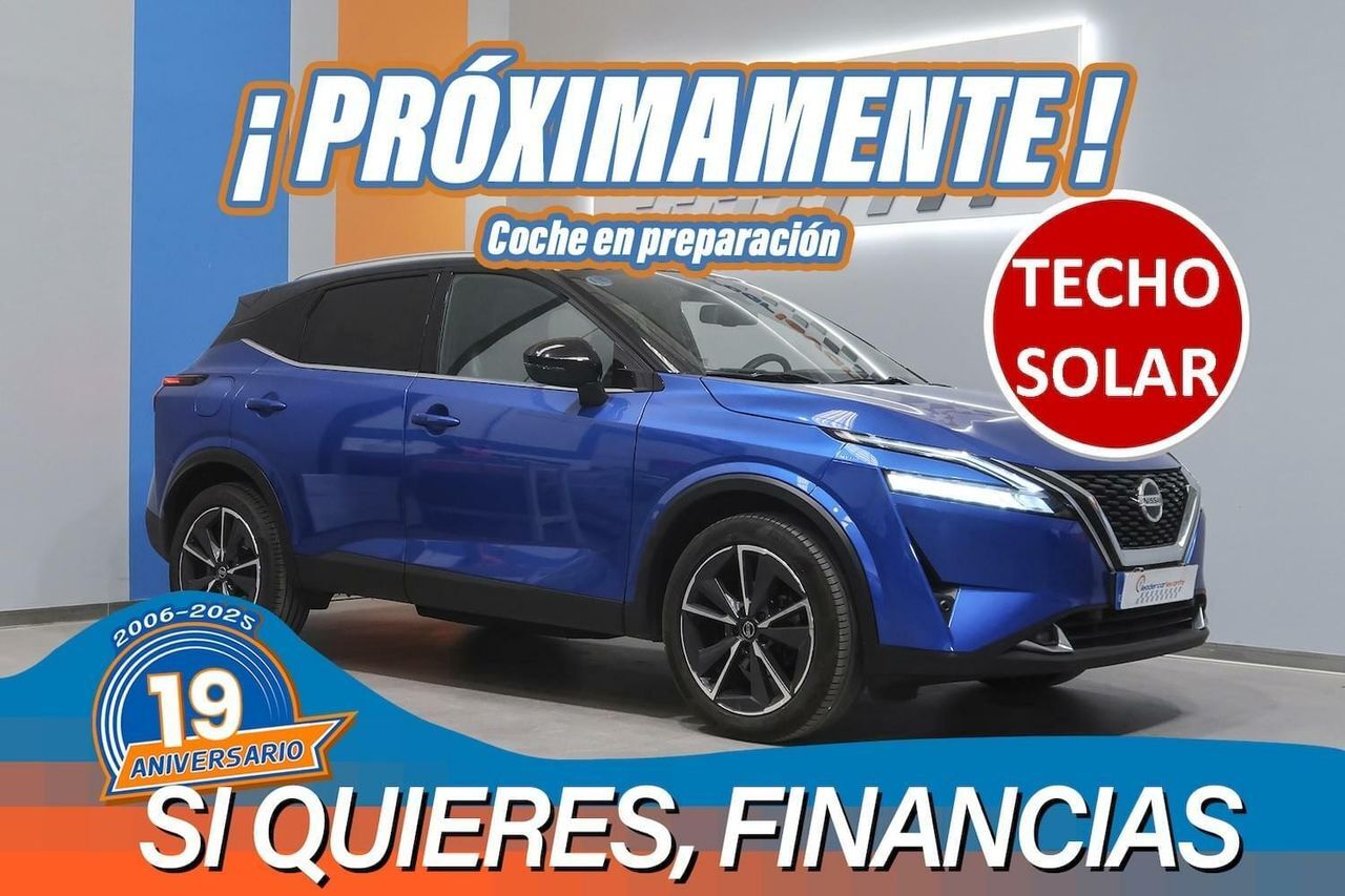NISSAN Qashqai (DIG-T 140CV MEVH 4X2 TECNA) en Valencia