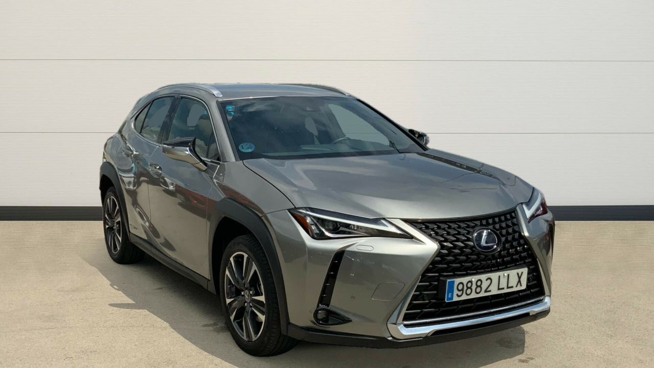 LEXUS UX (2.0 250H PREMIUM AUTO 184 5P) en Madrid