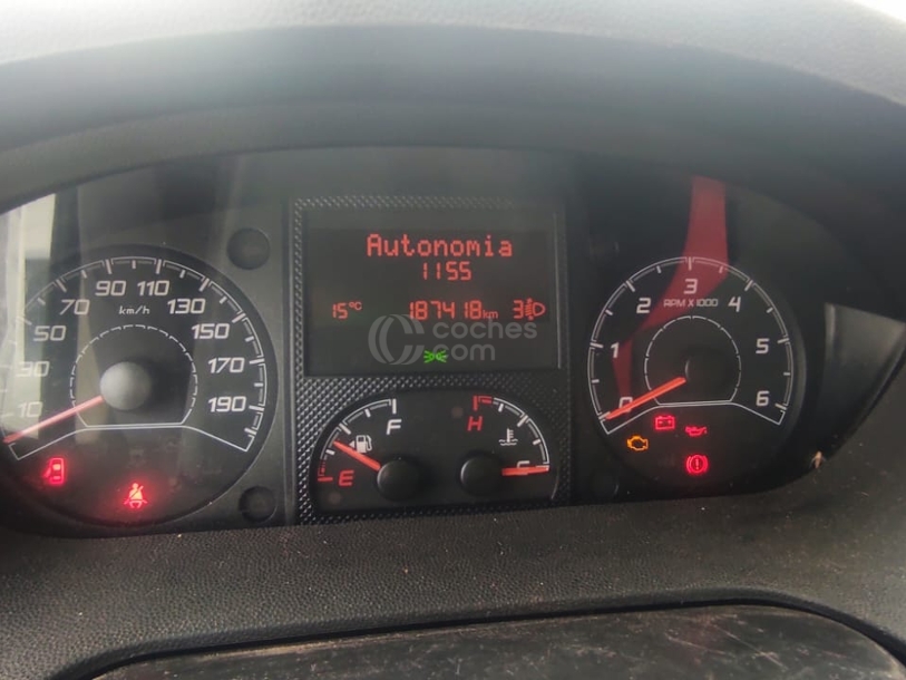 Foto del PEUGEOT Boxer Furgón 2.2HDI 335 L3H2 130