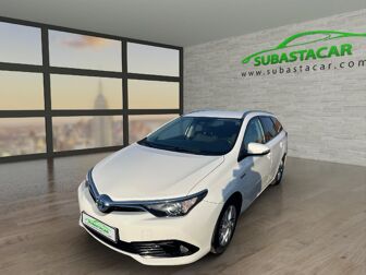 Imagen de TOYOTA Auris Touring Sports hybrid 140H Active