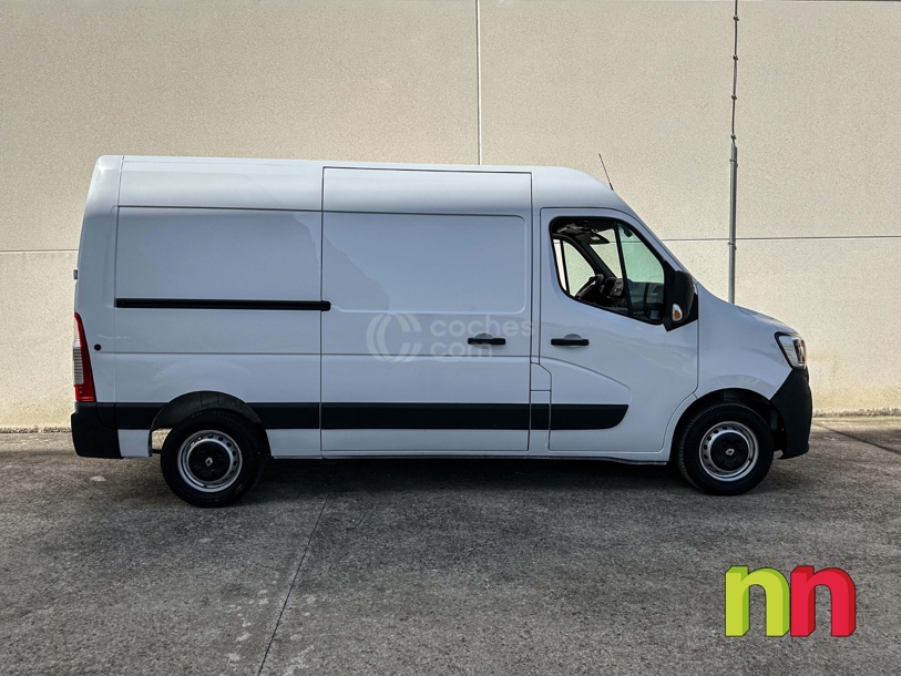 Foto del RENAULT Master Combi6 Blue dCi L2H2 3300 99kW