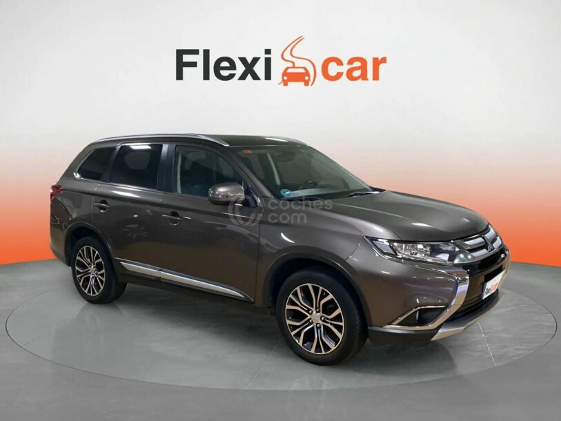 Foto del MITSUBISHI Outlander 220DI-D Motion 2WD 7pl.