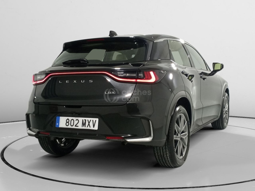 Foto del LEXUS LBX Elegant+
