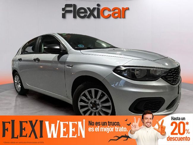 FIAT Tipo (1.3 Lounge 70kW (95CV) diesel Mjet 5p.) en Barcelona