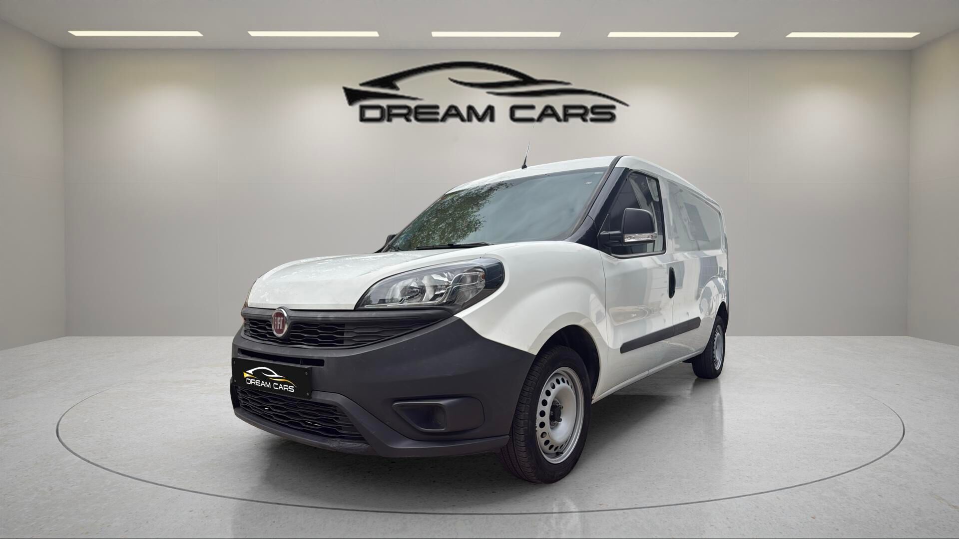 FIAT Dobló (Furgon 1.4 Multijet Maxi SX GNC 88 kW (120 CV)) en Madrid